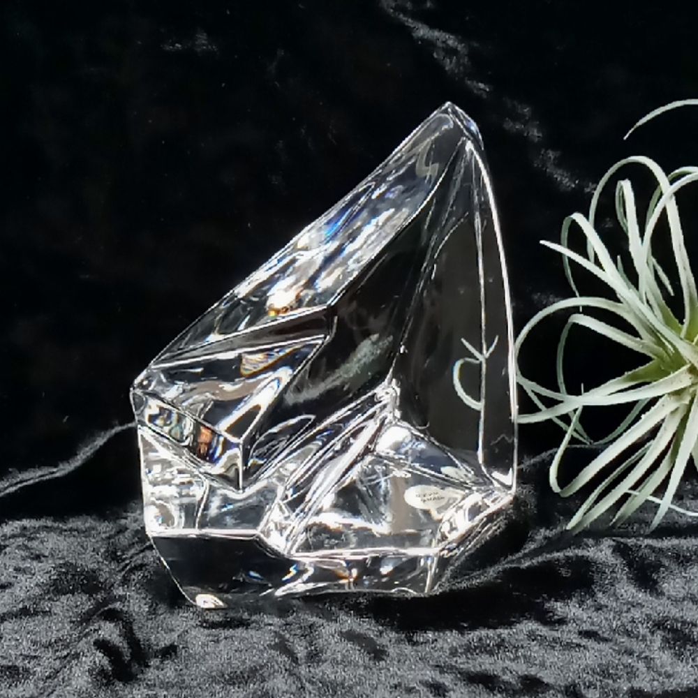 The Franklin Mint Crystal Art Glass Iceberg Sculpture Paperweight Signed